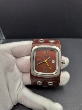Nixon The GTO - Unisex/Sample Watch